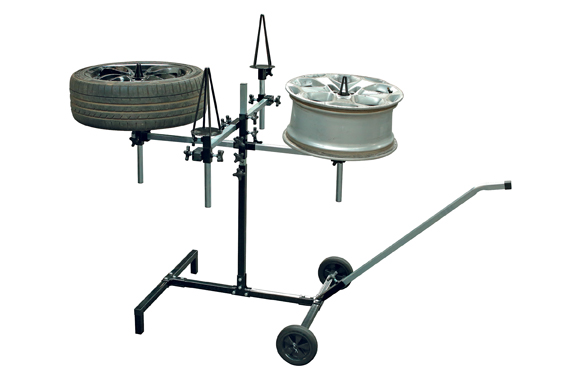 Mobile wheel stand for repair and painting