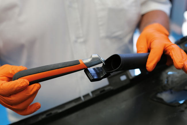 Power-TEC 92668 Scraper for Cleaning Plastic Parts