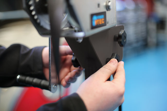 Power-TEC 92716 Light Commercial Pulling Tower