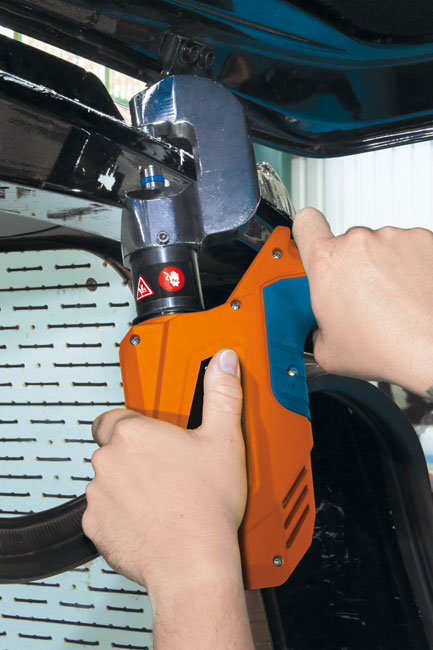 Power-TEC 92743 Self-Piercing Rivet Gun Kit - Cordless